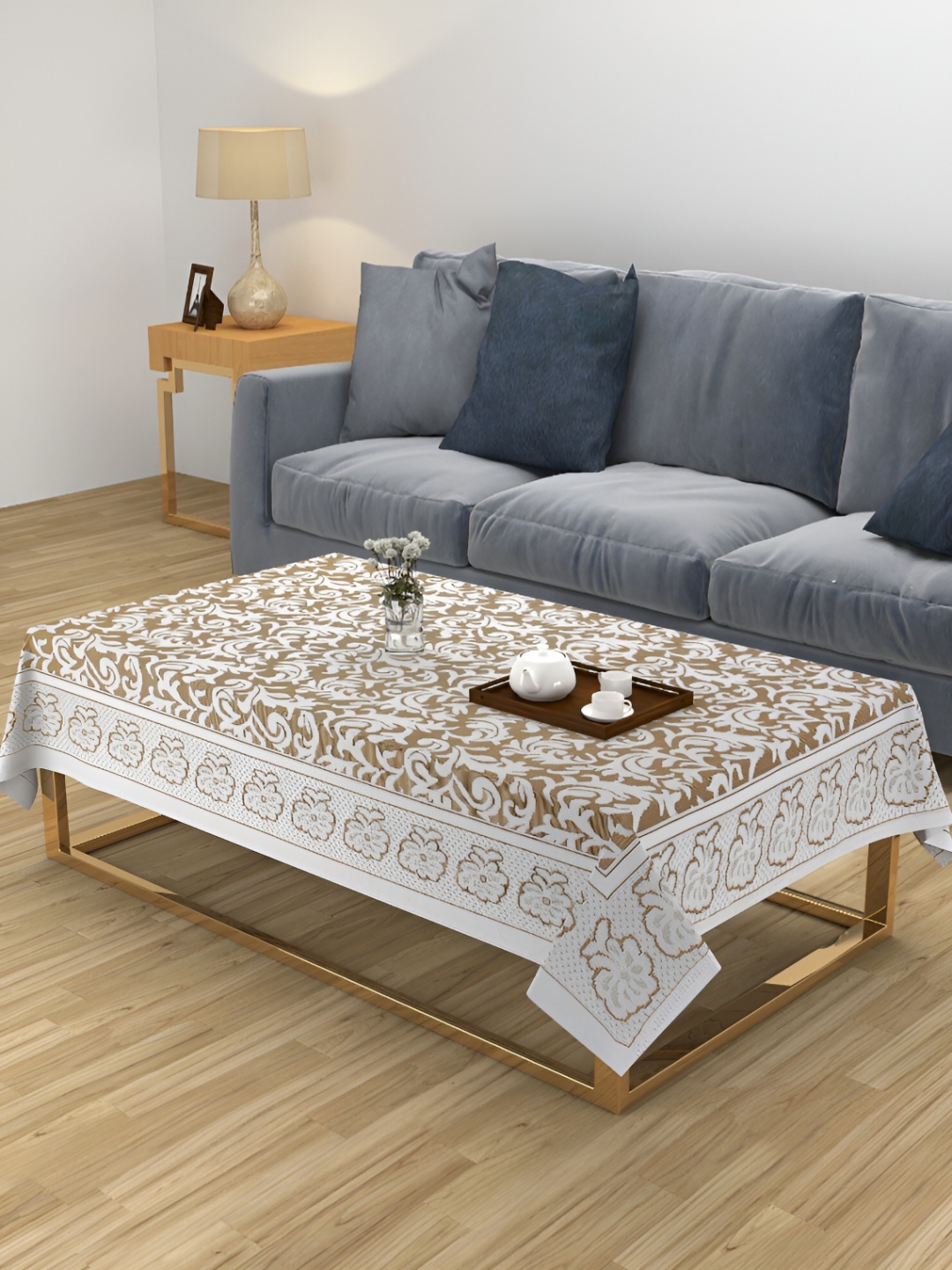 

ZESTURE Gold-Toned 6-Seater Table Cover