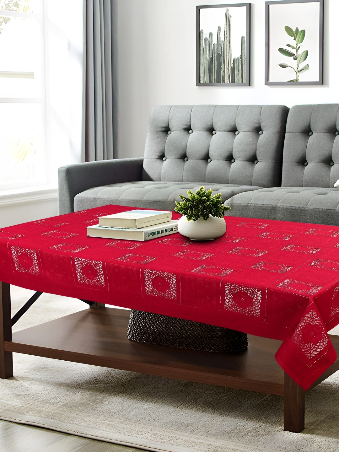 

ZESTURE Maroon 4-Seater Table Cover