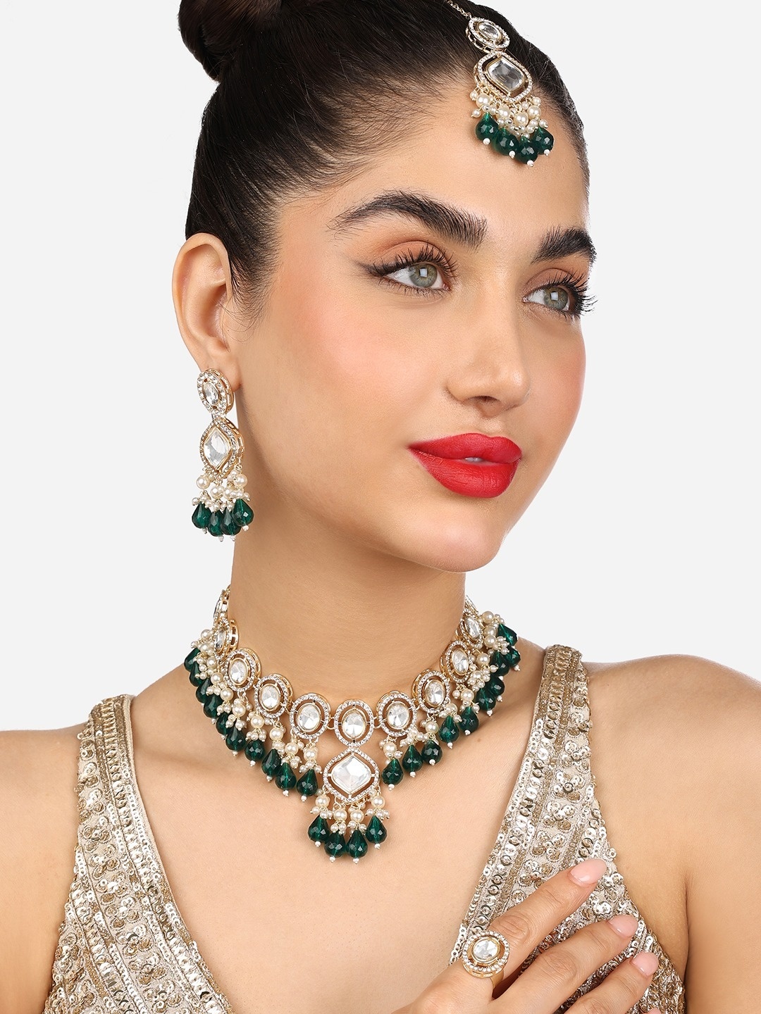 

Zaveri Pearls Gold Plated Stones Studded & Beaded Jewellery Set
