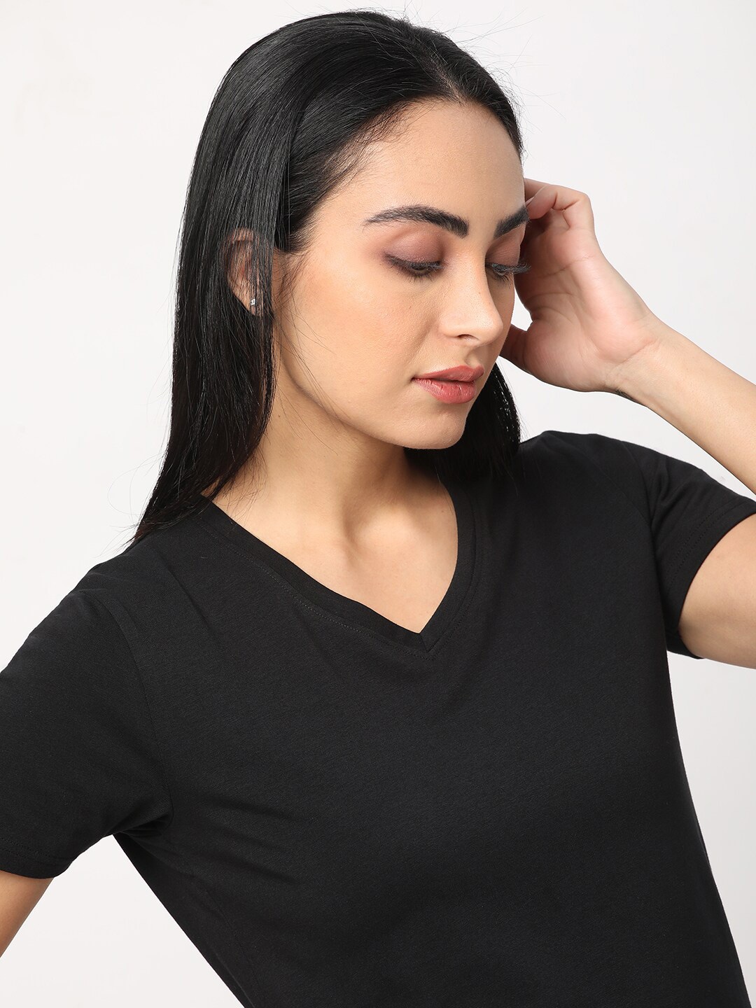 

R&B V-Neck Cotton Relaxed Fit T-shirt, Black