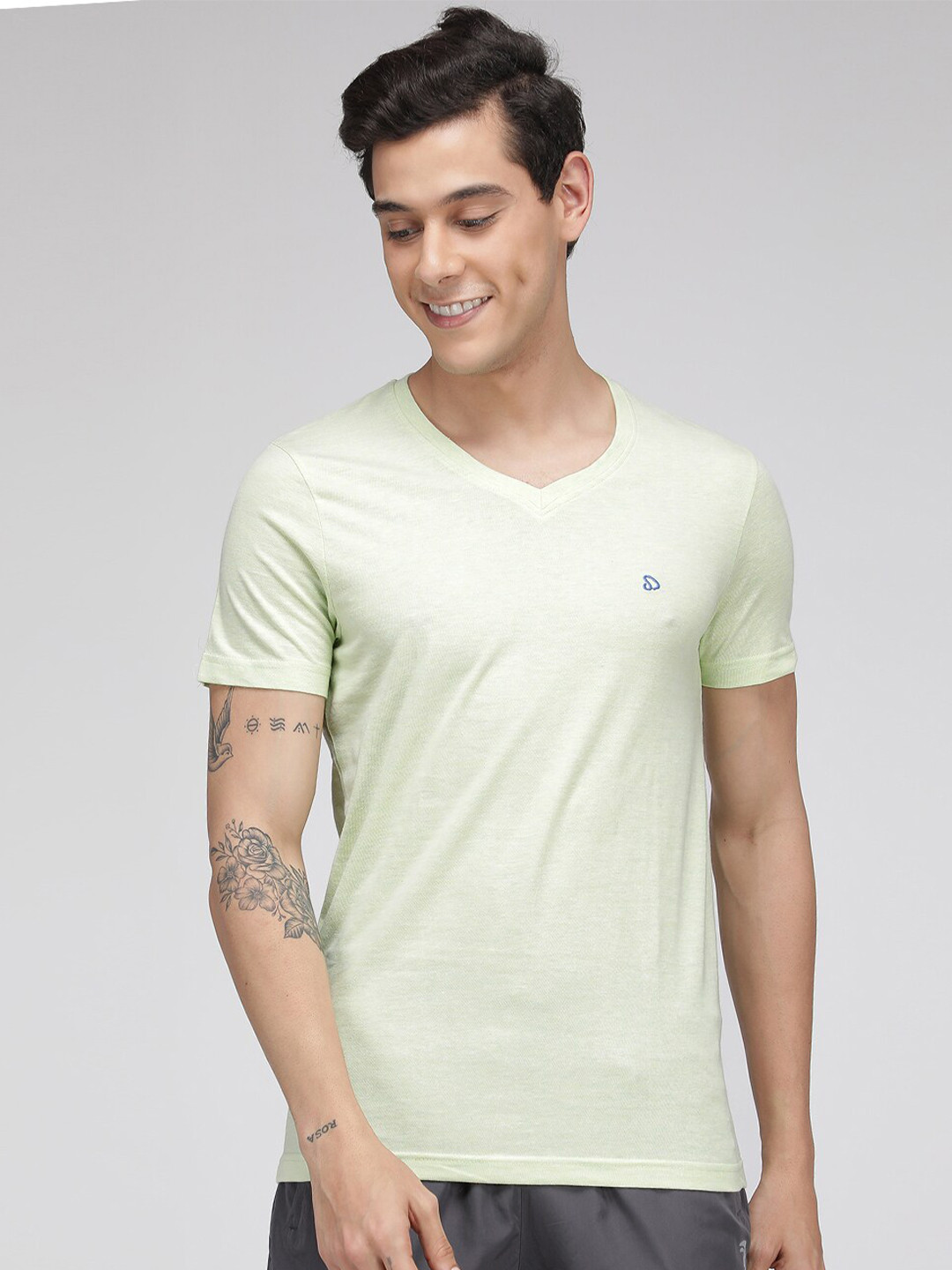 

SPORTO V-Neck Short Sleeves Regular Fit Cotton T-shirt, Yellow