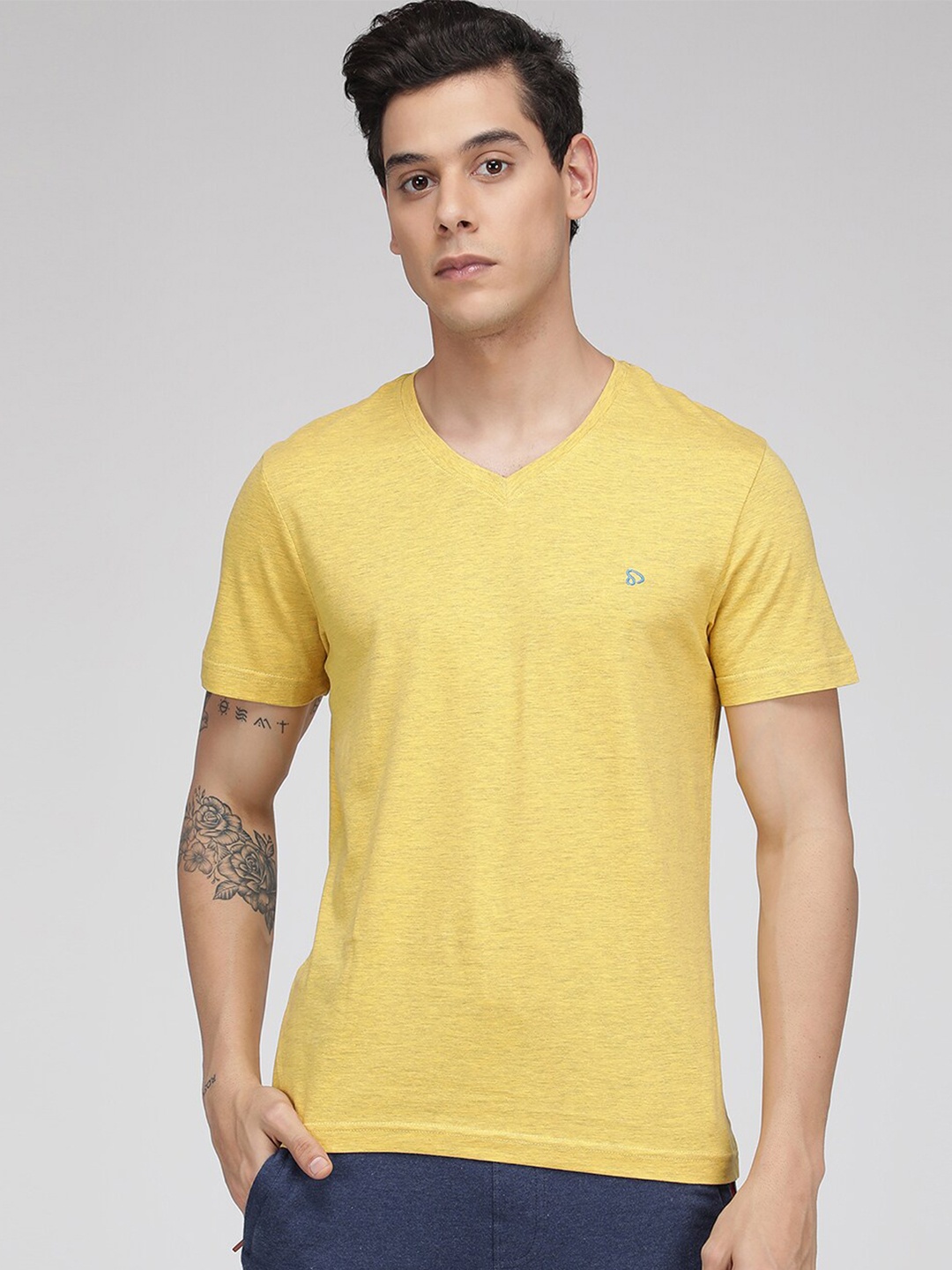 

SPORTO V-Neck Quick Dry Active T-Shirt, Yellow