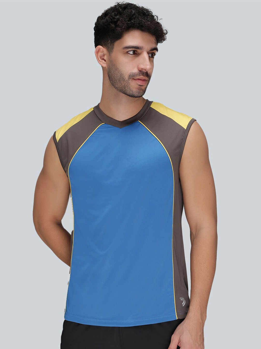 

SPORTO Colourblocked Longline T-shirt, Blue