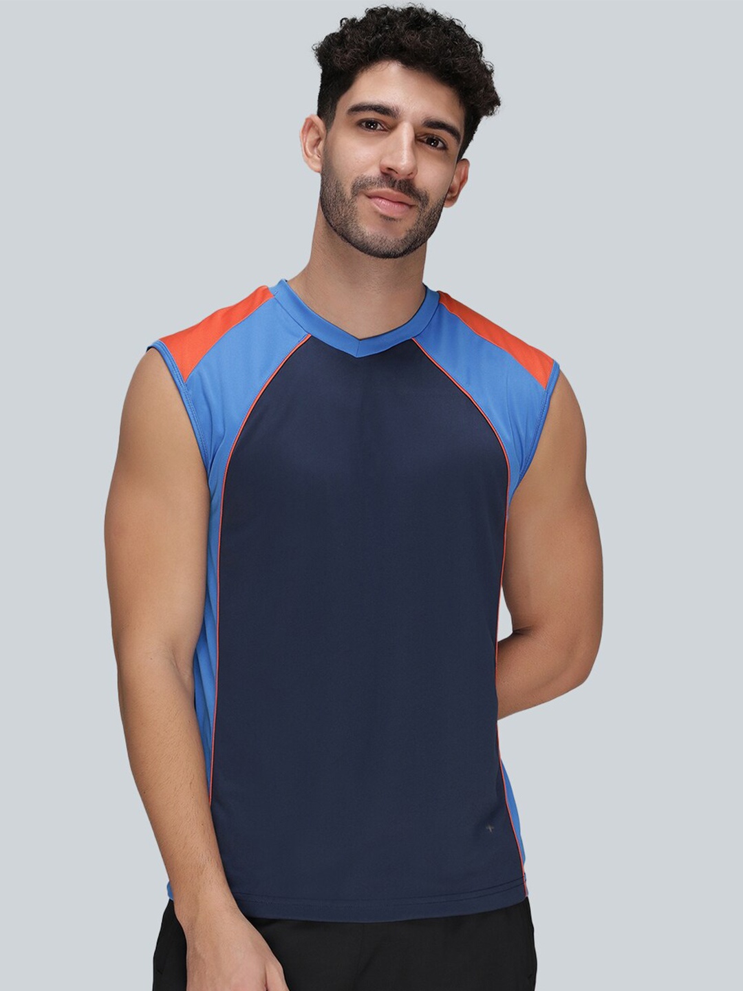 

SPORTO Round Neck Short Sleeves Colourblocked Regular Fit T-shirt, Navy blue