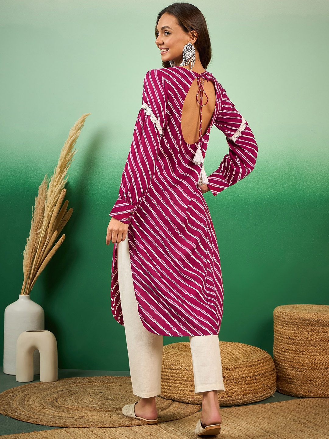 

Sangria Leheriya Printed Deep Back Straight Kurta, Purple