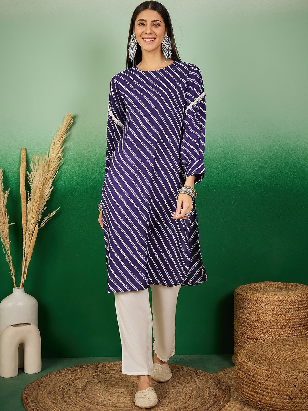 

Sangria Leheriya Printed Deep Back Straight Kurta, Blue