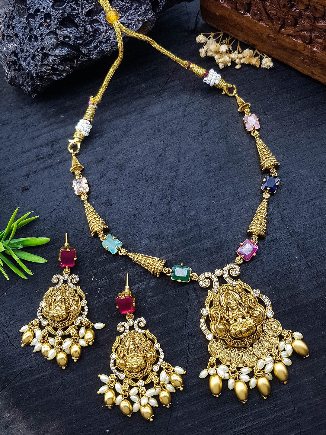 

GRIIHAM Premium Sayara Collection Gold Plated CZ Studded Jewellery Set