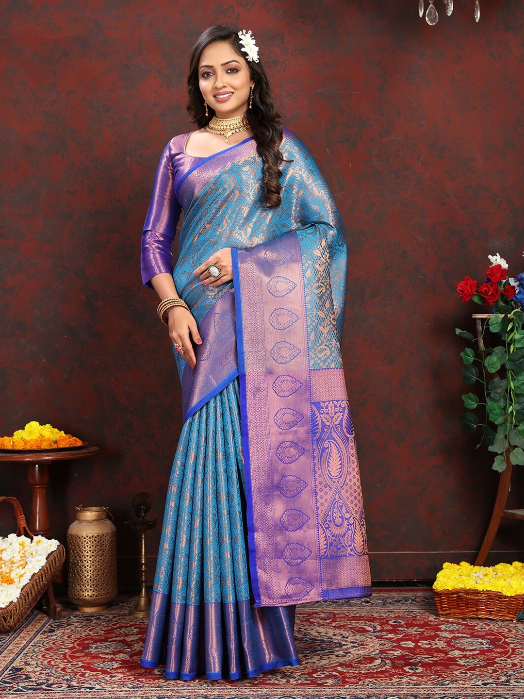 

MARGI DESIGNERS Ethnic Motif Woven Design Pure Silk Kanjeevaram Zari Saree, Sea green