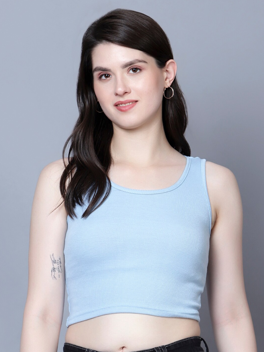 

Fashion And Youth Sleeveless Fitted Crop Top, Turquoise blue