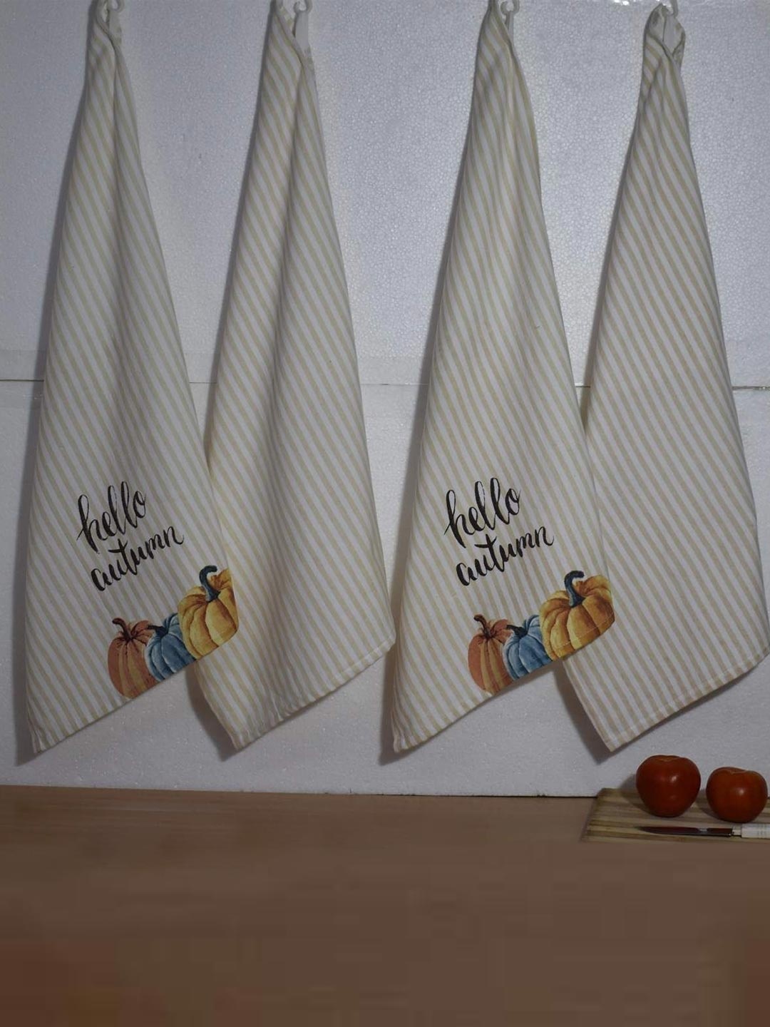 

Aura White & Yellow 4 Pieces Striped Cotton Kitchen Towels