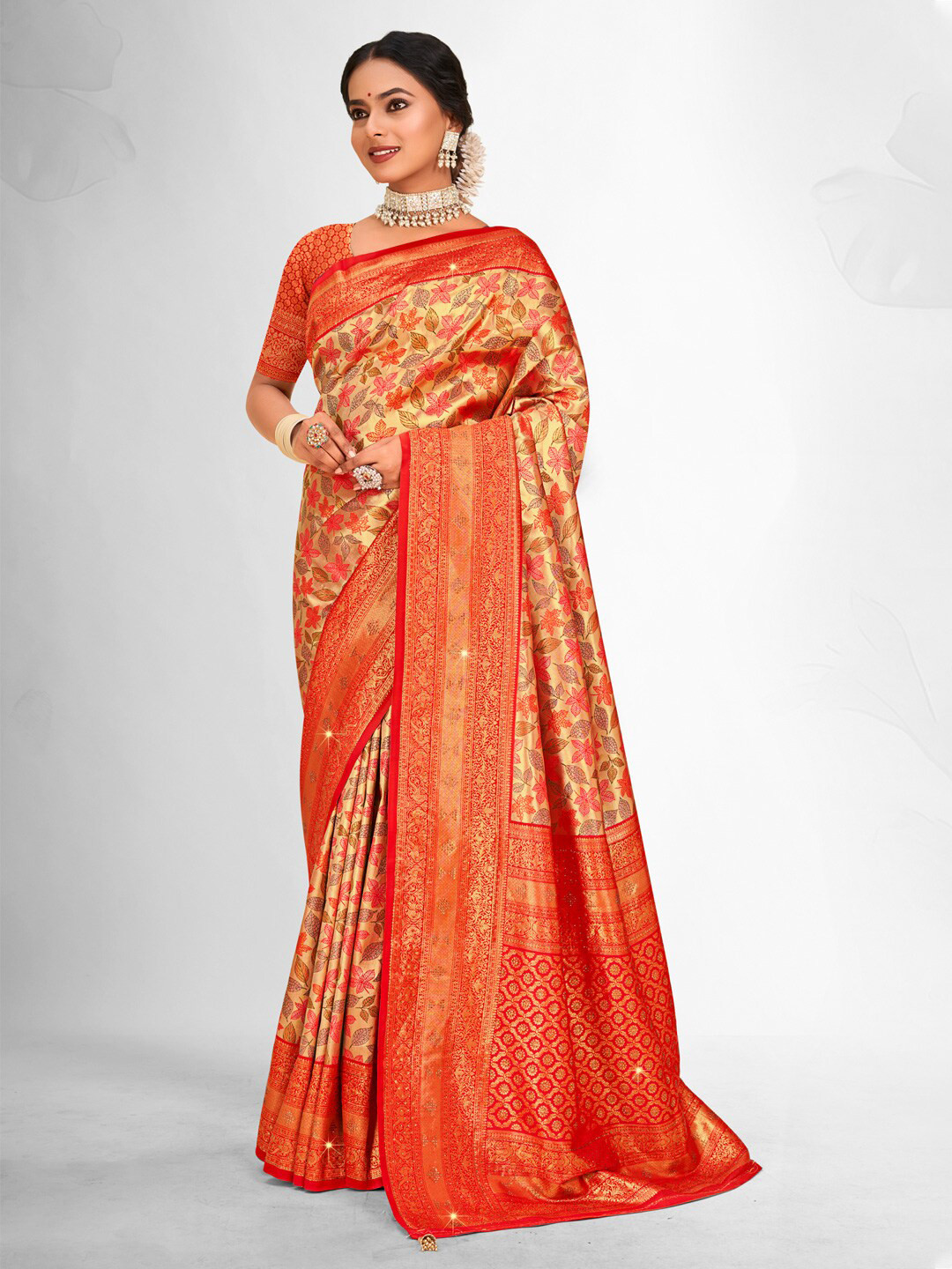 

SANGAM PRINTS Floral Woven Design Zari Saree, Orange