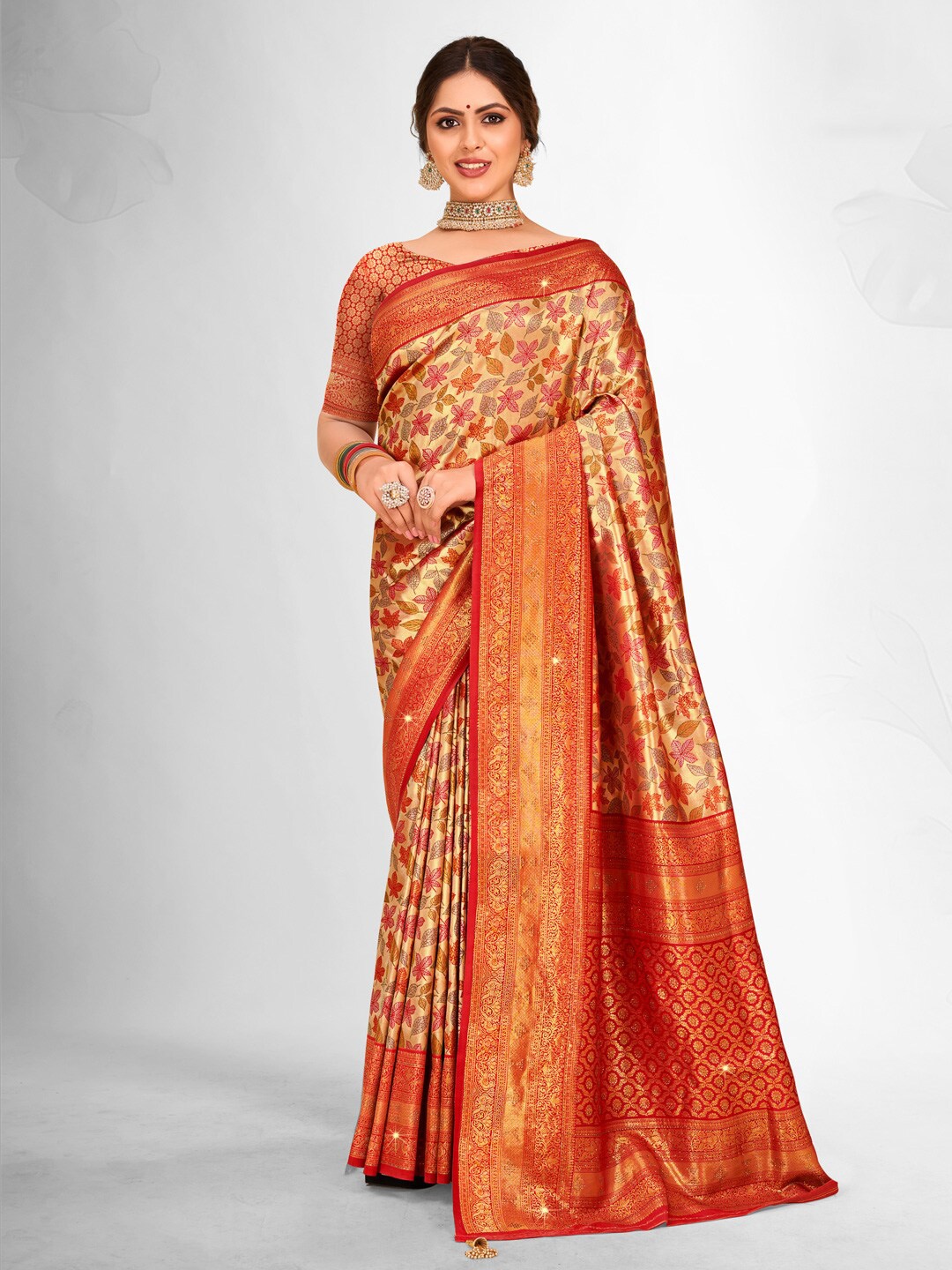

SANGAM PRINTS Floral Woven Design Zari Saree, Red