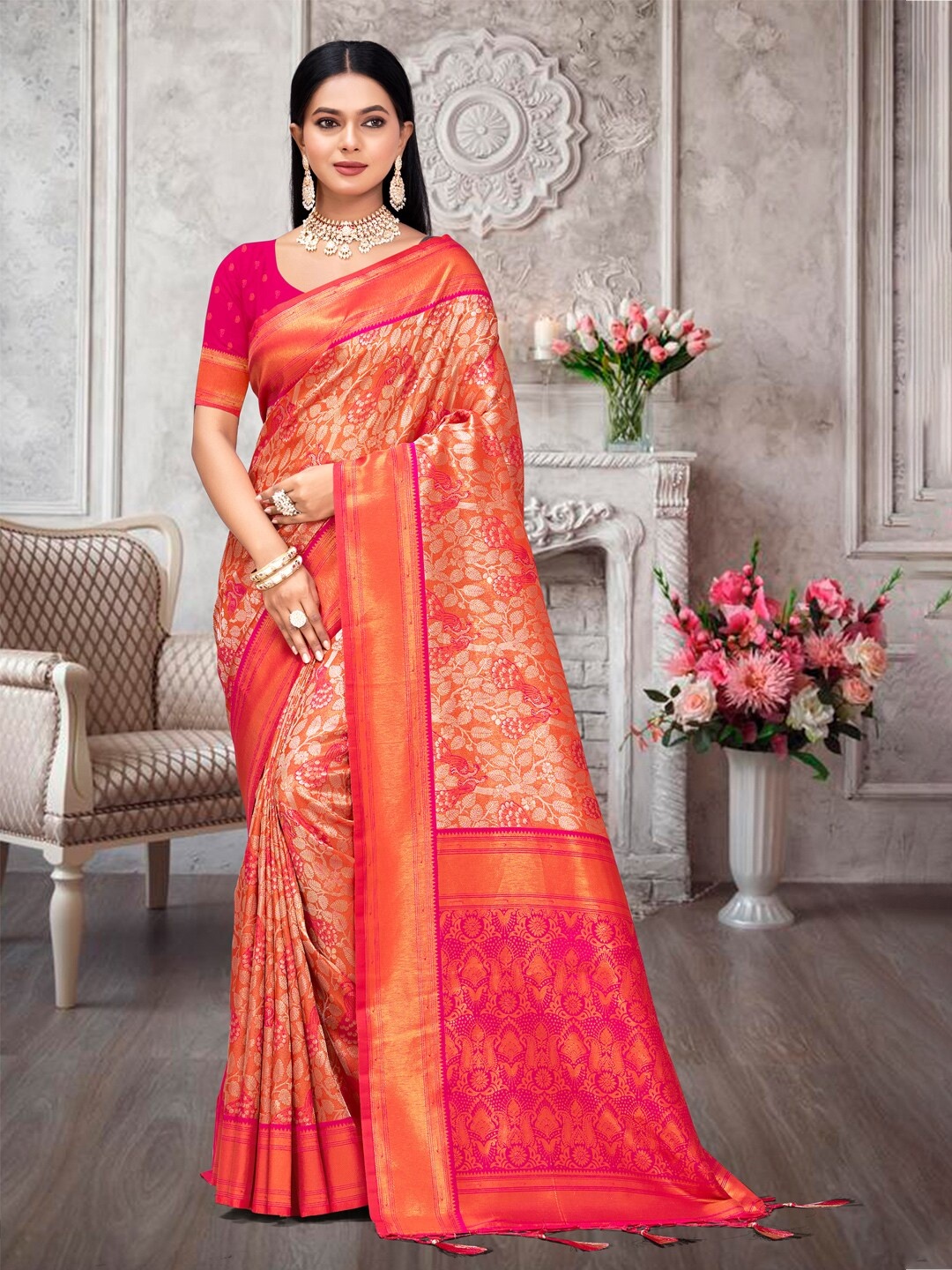 

SANGAM PRINTS Floral Woven Design Zari Saree, Pink