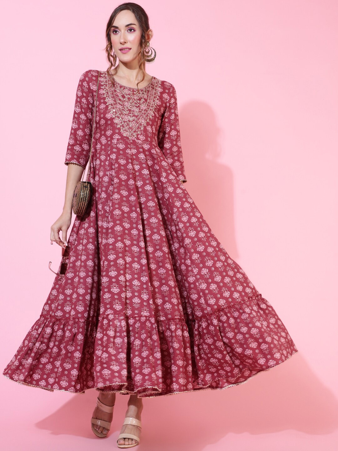 

GULMOHAR JAIPUR Yoke Design Flared Sleeves Anarkali Kurta, Magenta