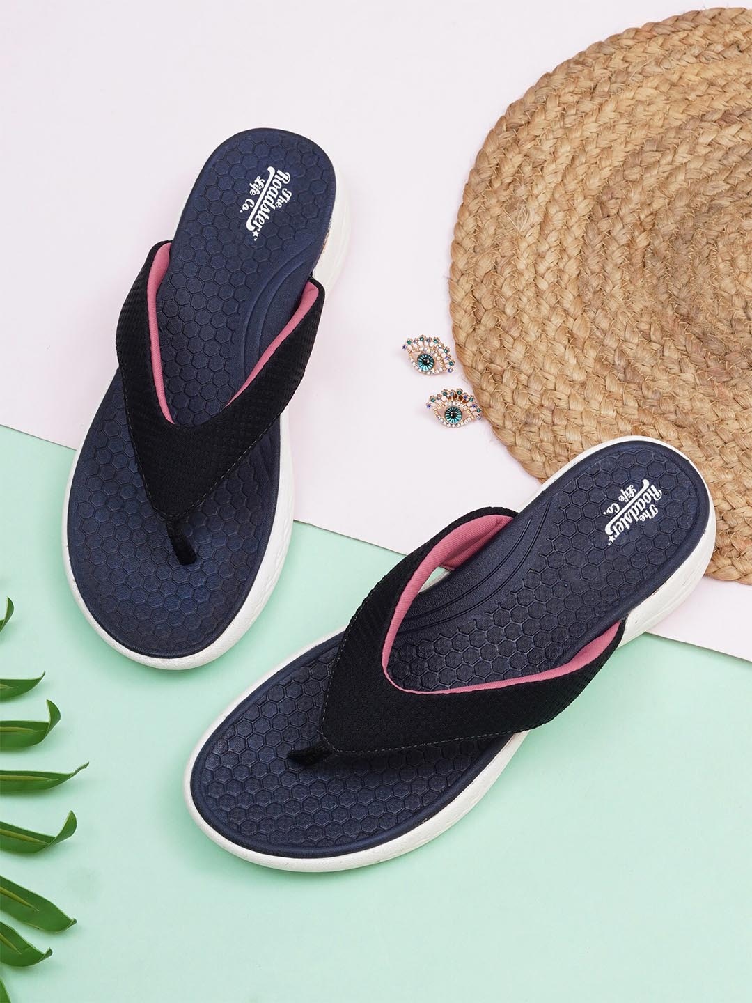 

The Roadster Lifestyle Co. Women Blue Textured Thong Flip Flop, Navy blue