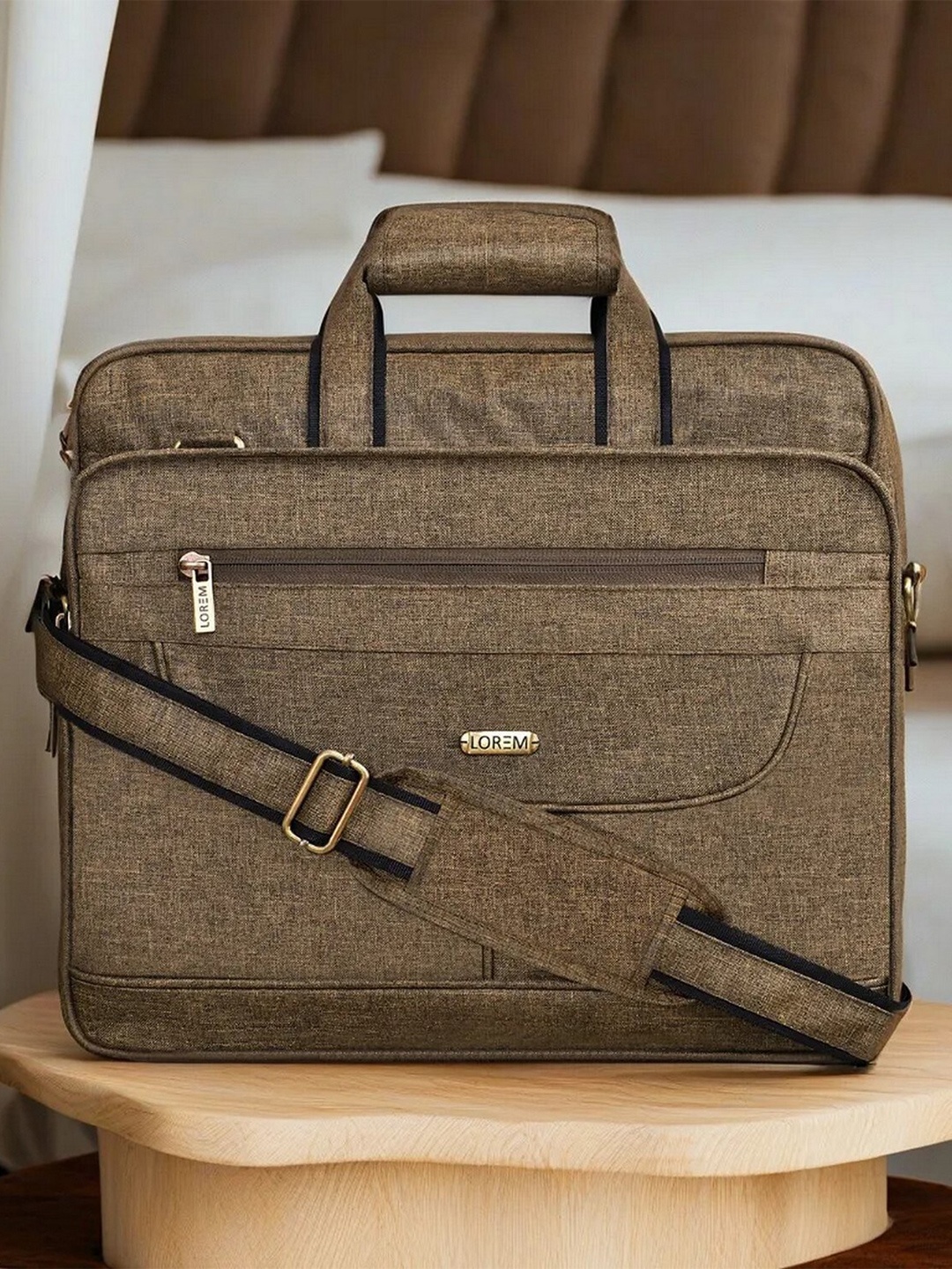 

LOREM Unisex Textured Messenger Bag, Khaki
