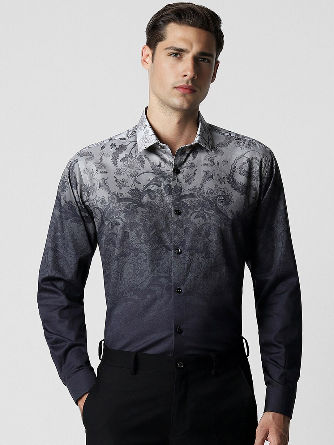 

V Dot Slim Fit Floral Printed Spread Collar Opaque Cotton Party Shirt, Navy blue