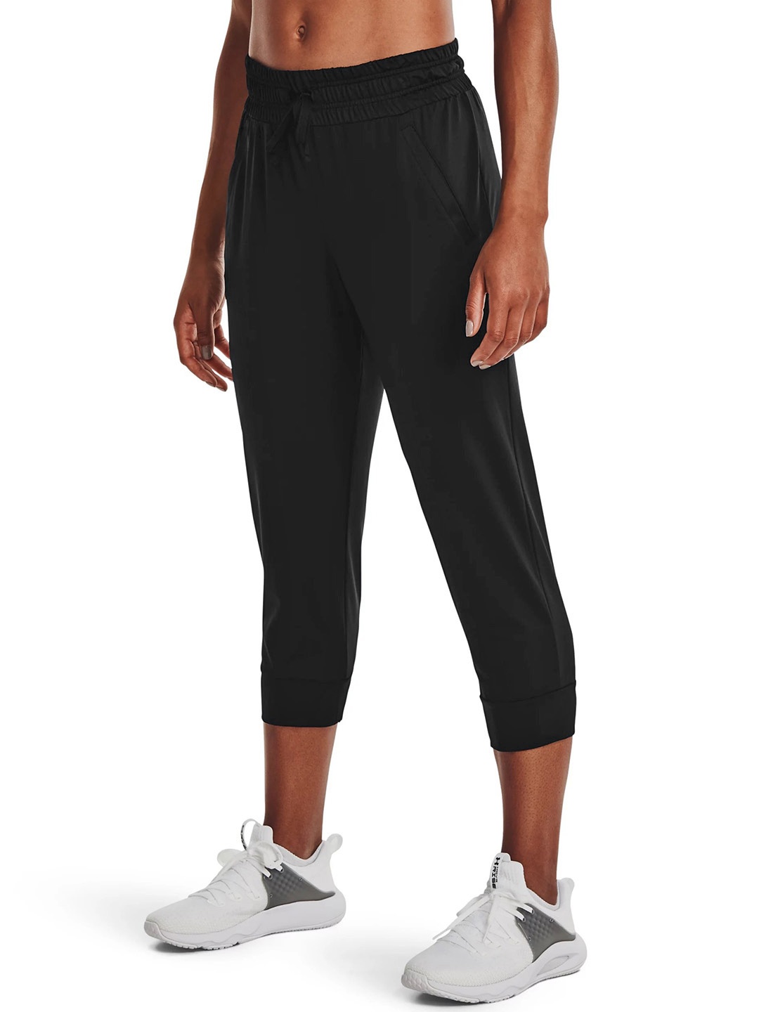 

UNDER ARMOUR Women HeatGear Capri Pants, Black