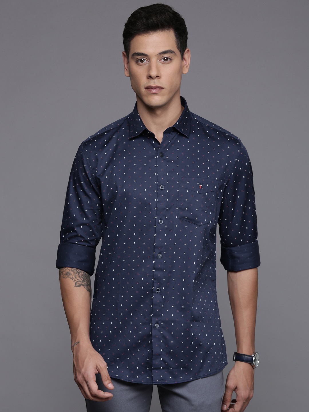 

Louis Philippe Sport Slim Fit Micro Ditsy Printed Pure Cotton Shirt, Navy blue