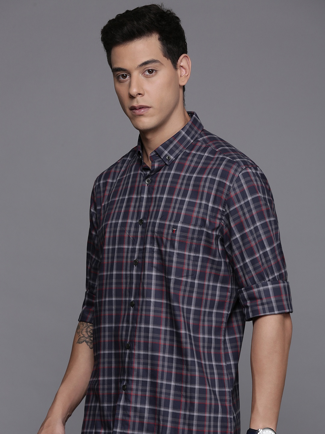 

Louis Philippe Sport Slim Fit Plaid Checks Shirt, Navy blue