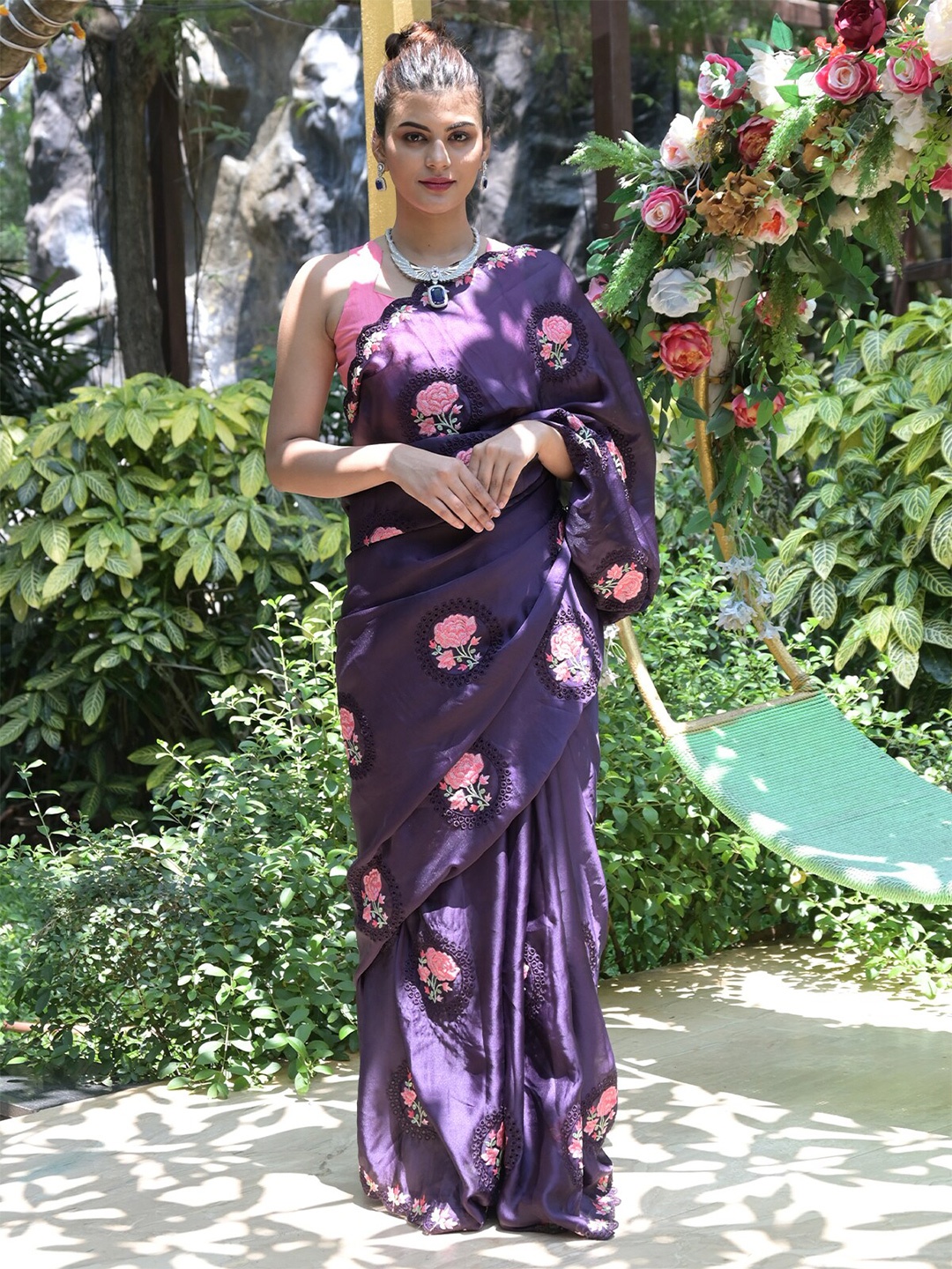 

ODETTE Floral Embroidered Saree, Purple