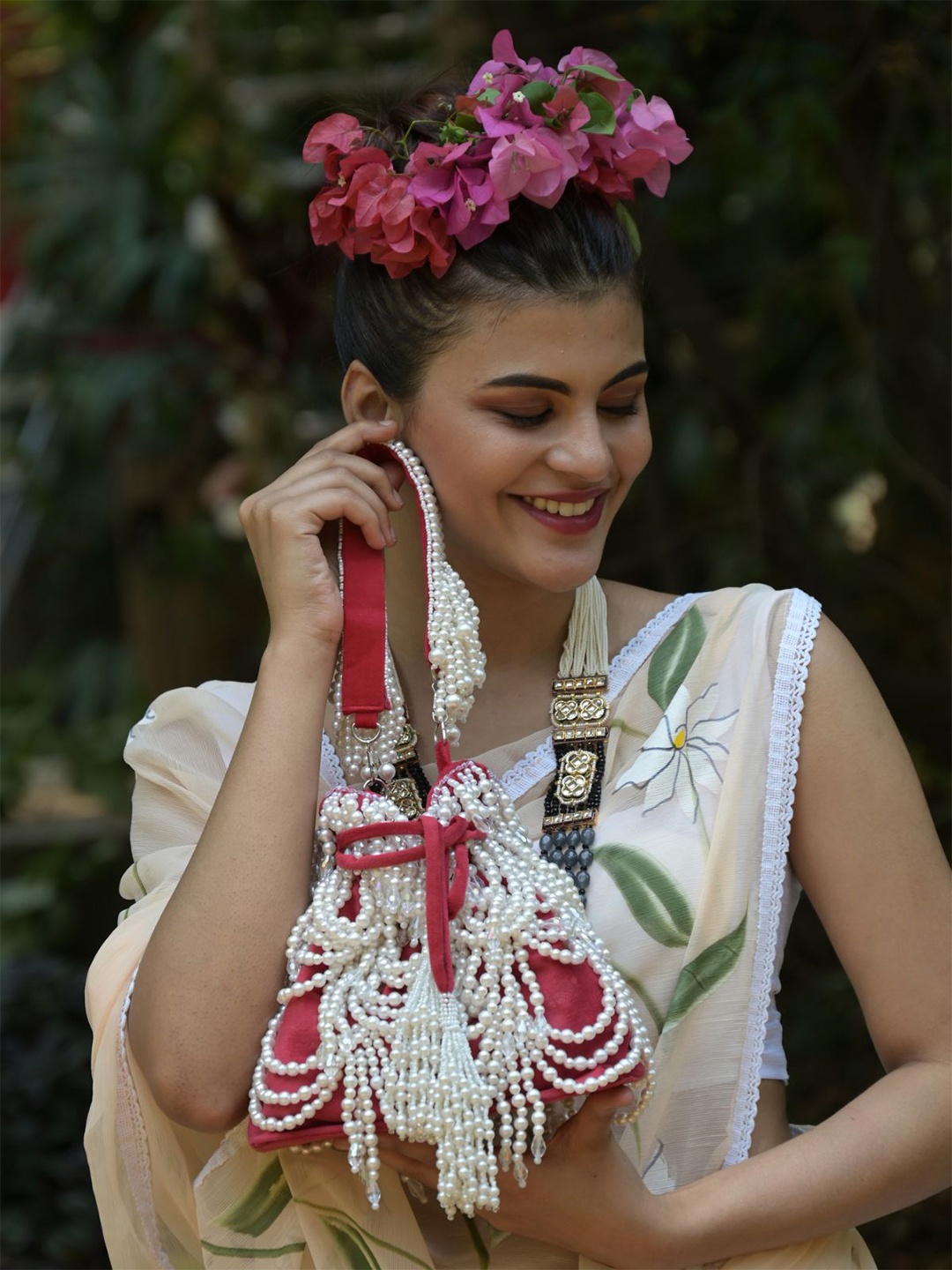

ODETTE Embellished Potli, Red