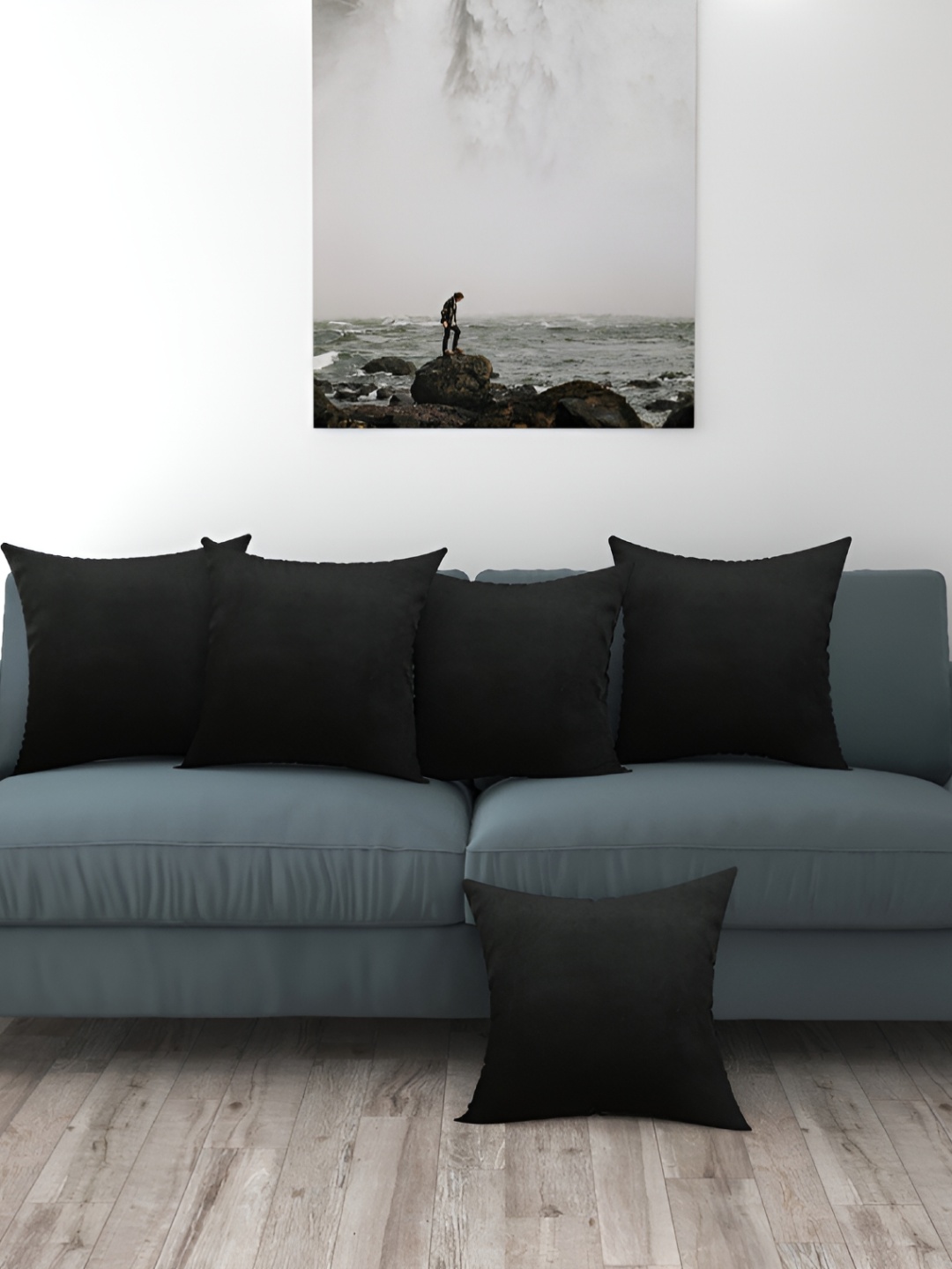 

BIGGER FISH Black 5 Pieces Velvet Square Cushion Covers