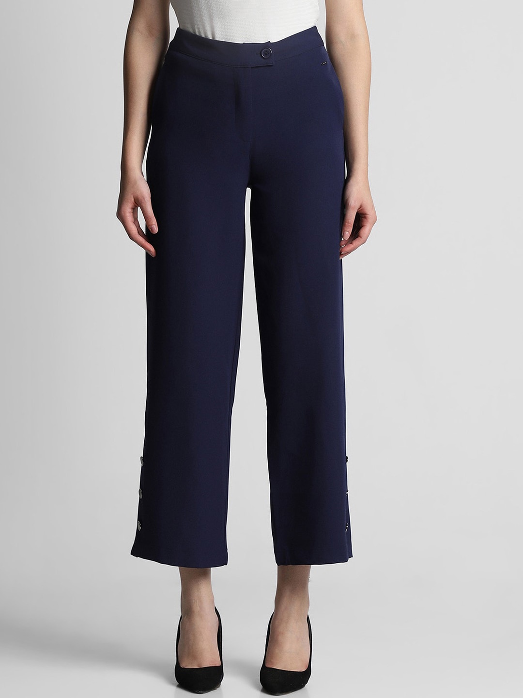 

Allen Solly Woman Mid Rise Cropped Formal Trousers, Navy blue