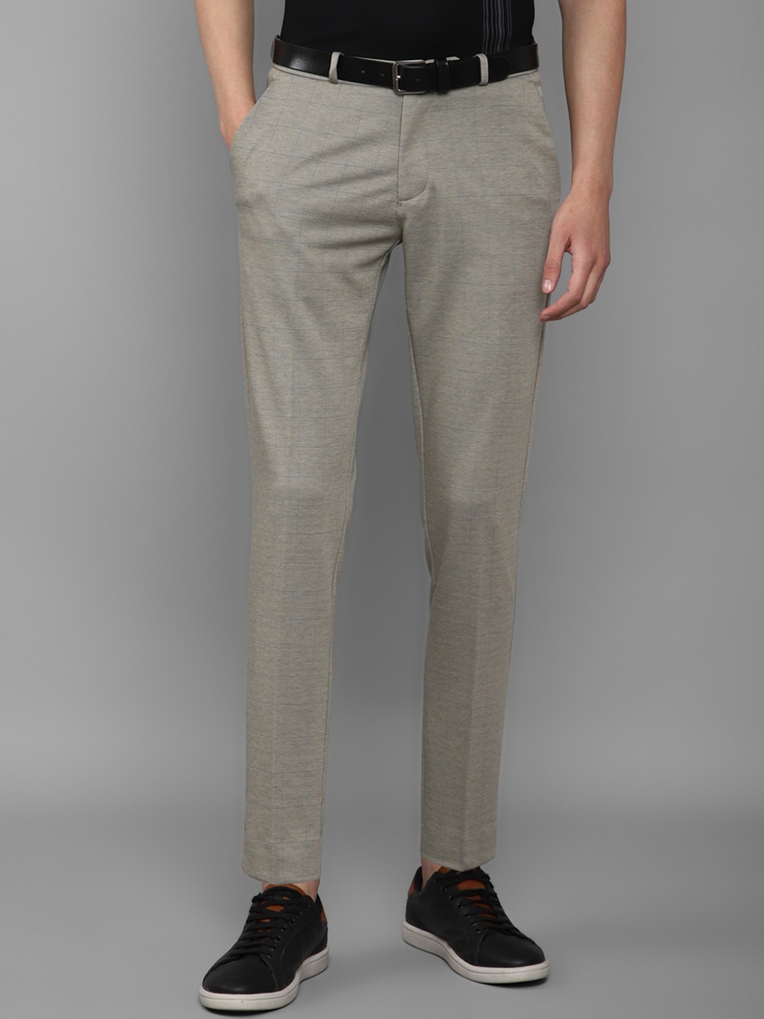 

Louis Philippe Sport Men Slim Fit Chinos Trousers, Grey