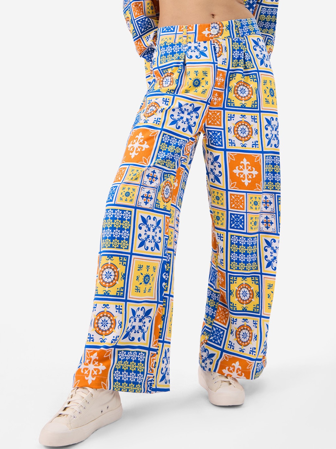 

The Souled Store Women Mid-Rise Printed Flared Cotton Trouser, Blue