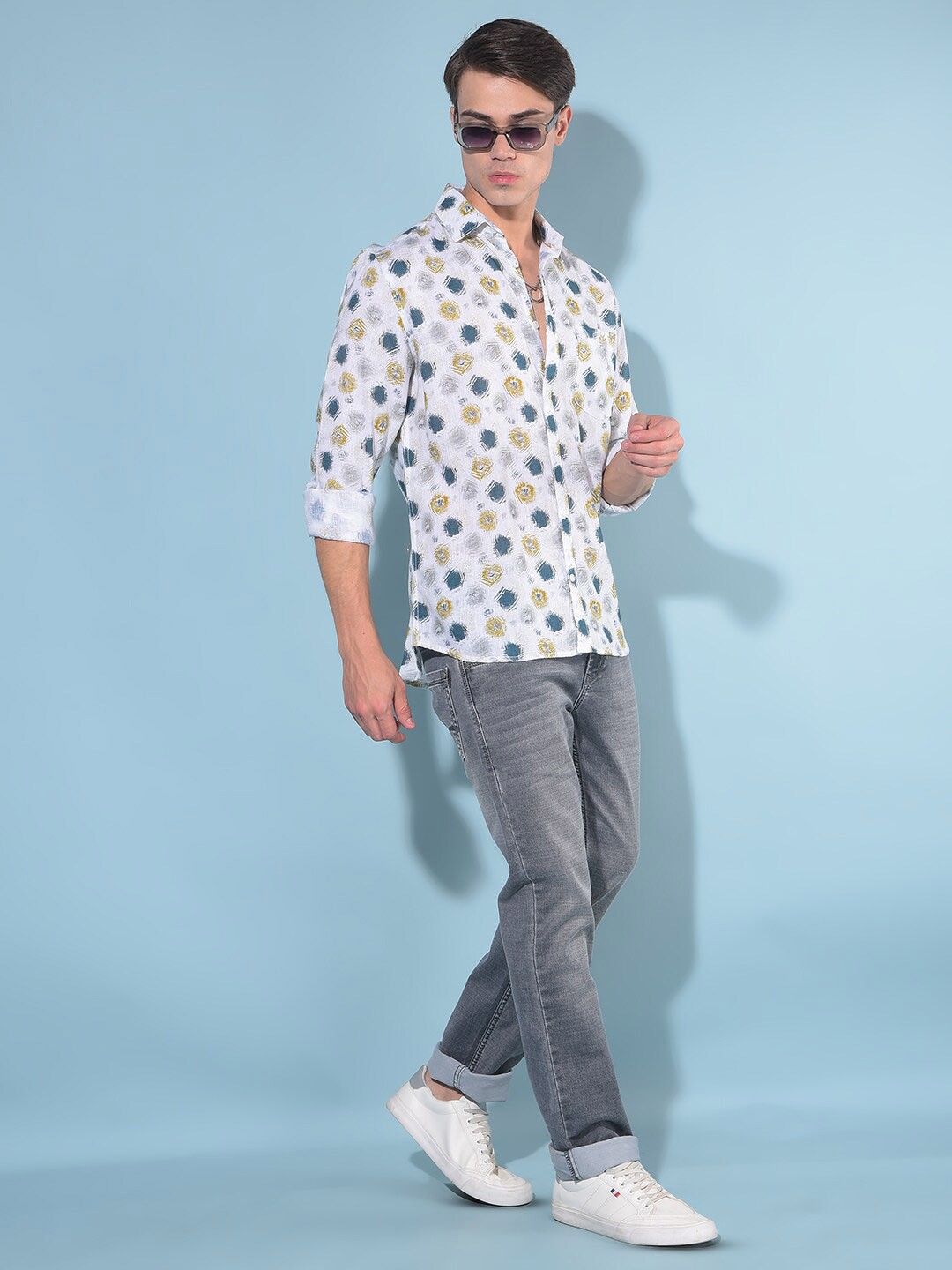 

Crimsoune Club Classic Slim Fit Geometric Printed Spread Collar Long Sleeves Casual Shirt, White