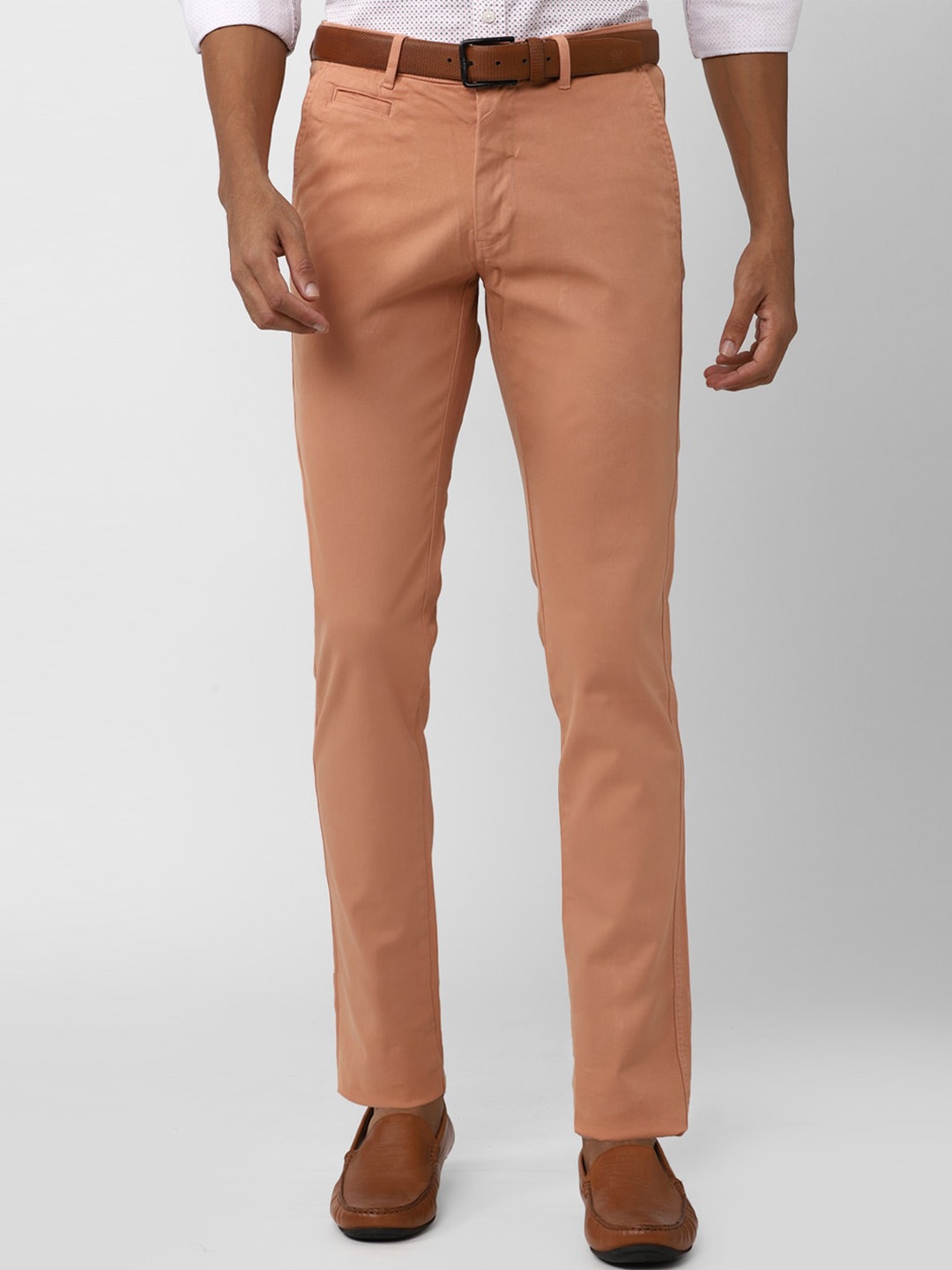 

Van Heusen Sport Men Slim Fit Fit Mid-Rise Cotton Trousers, Peach