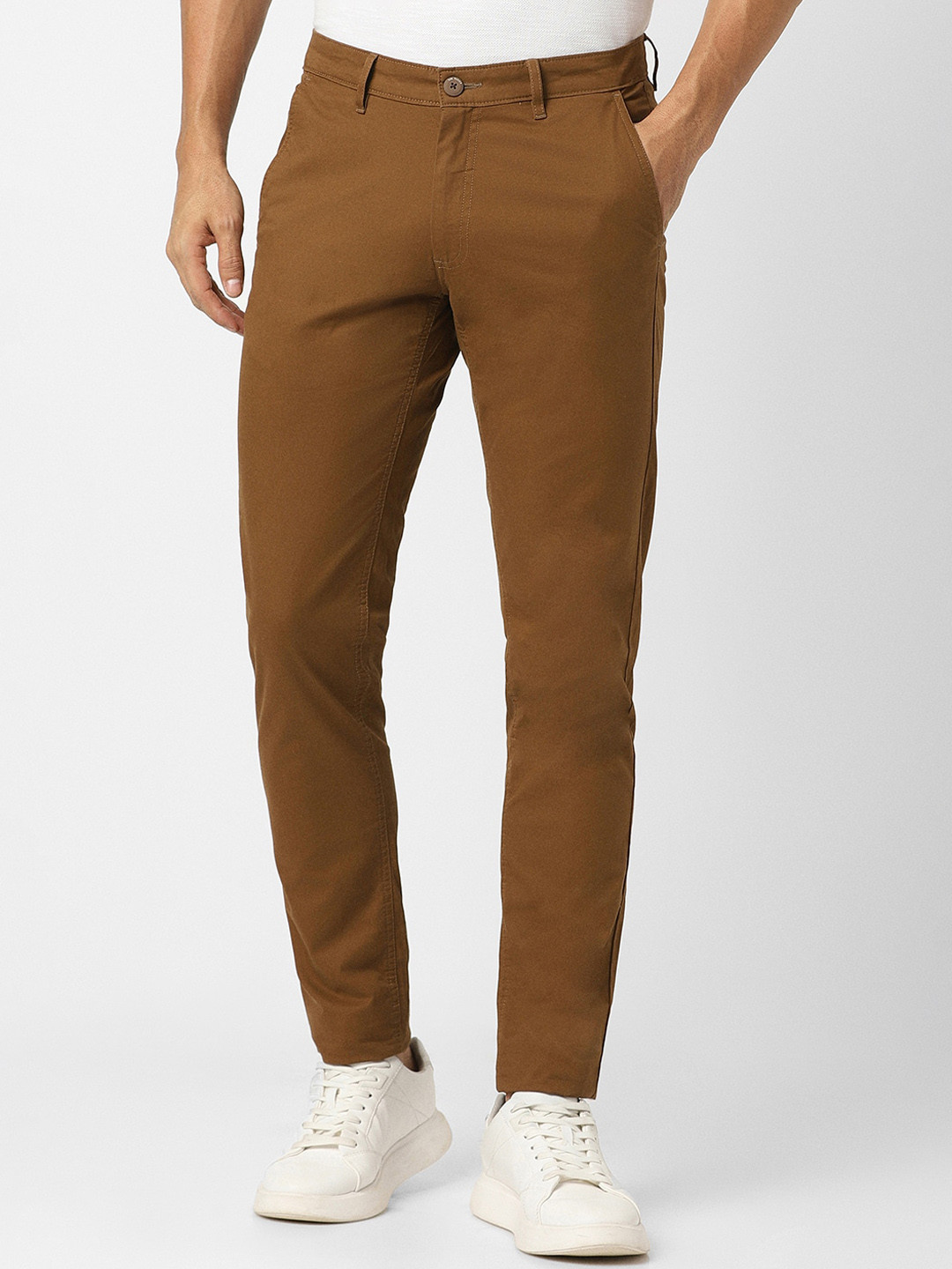 

Van Heusen Sport Men Slim Fit Mid-Rise Trousers, Brown