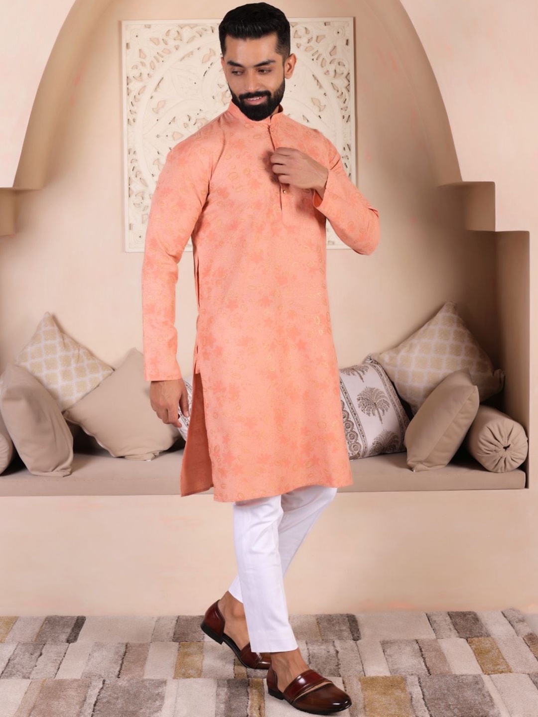 

Lightpole Floral Printed Mandarin Collar Straight Cotton Kurta, Peach