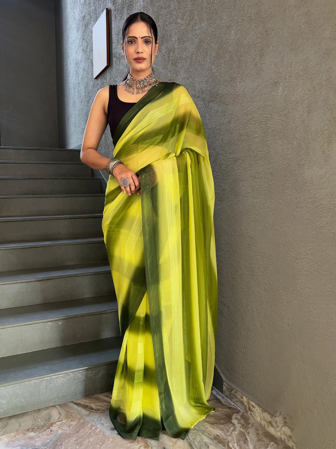 

Reeta Fashion Striped Pure Georgette Ready to Wear Saree, Yellow
