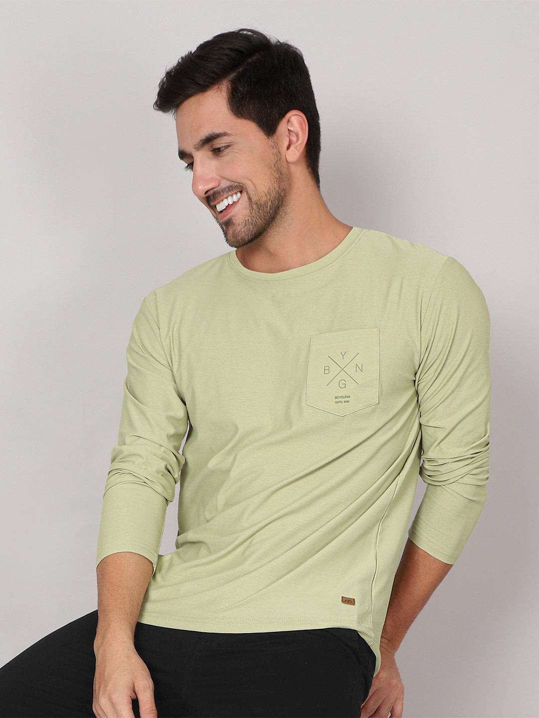 

Beyoung Round Neck Regular Fit T-shirt, Green