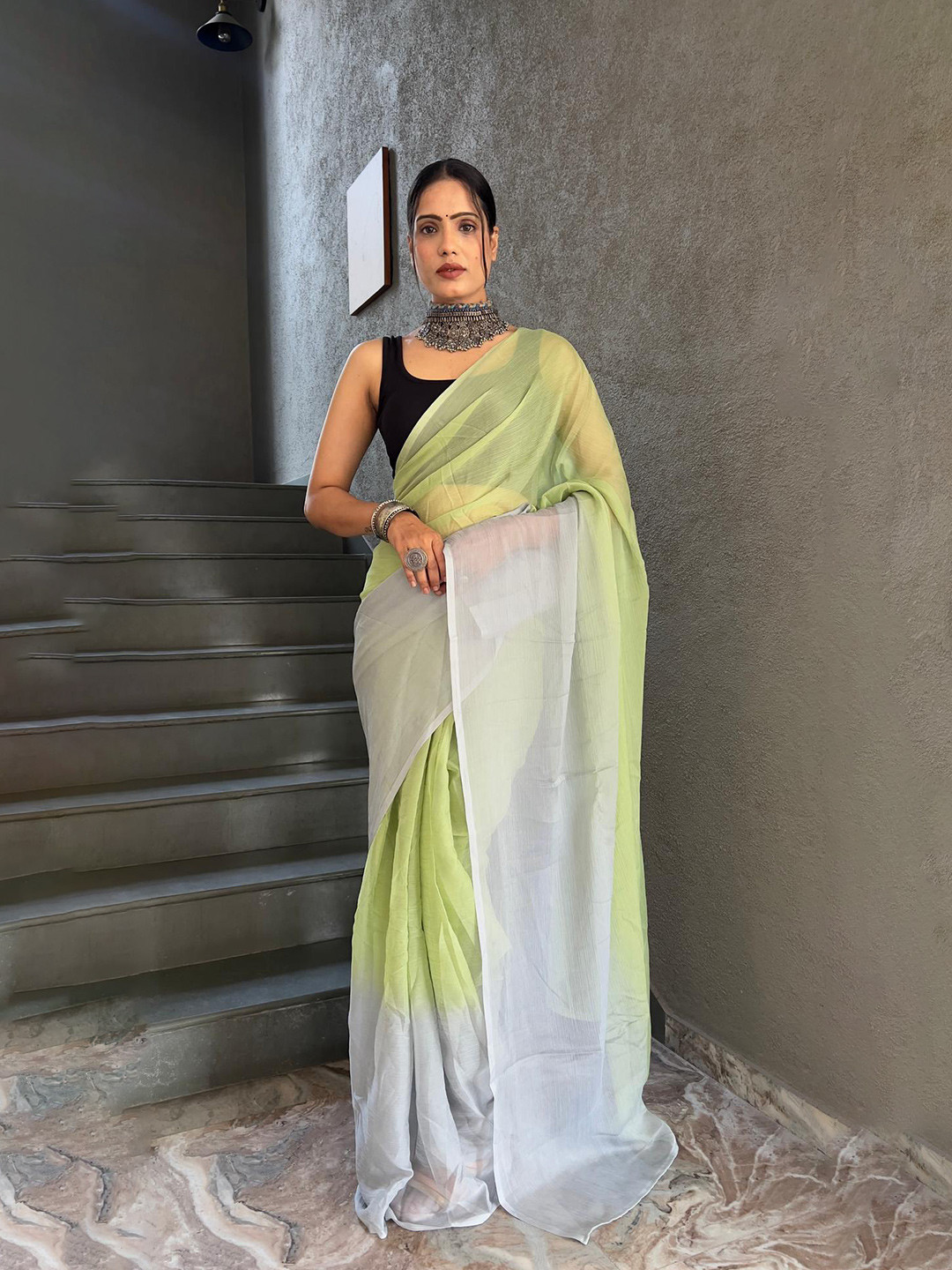 

Reeta Fashion Colourblocked Pure Georgette Ready to Wear Saree, Green