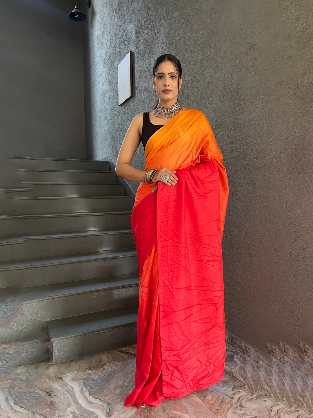 

Reeta Fashion Colourblocked Ready to Wear Saree, Orange