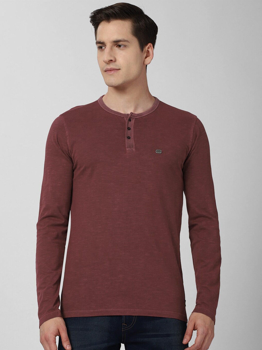

Peter England Casuals Men Henley Neck Slim Fit T-shirt, Maroon