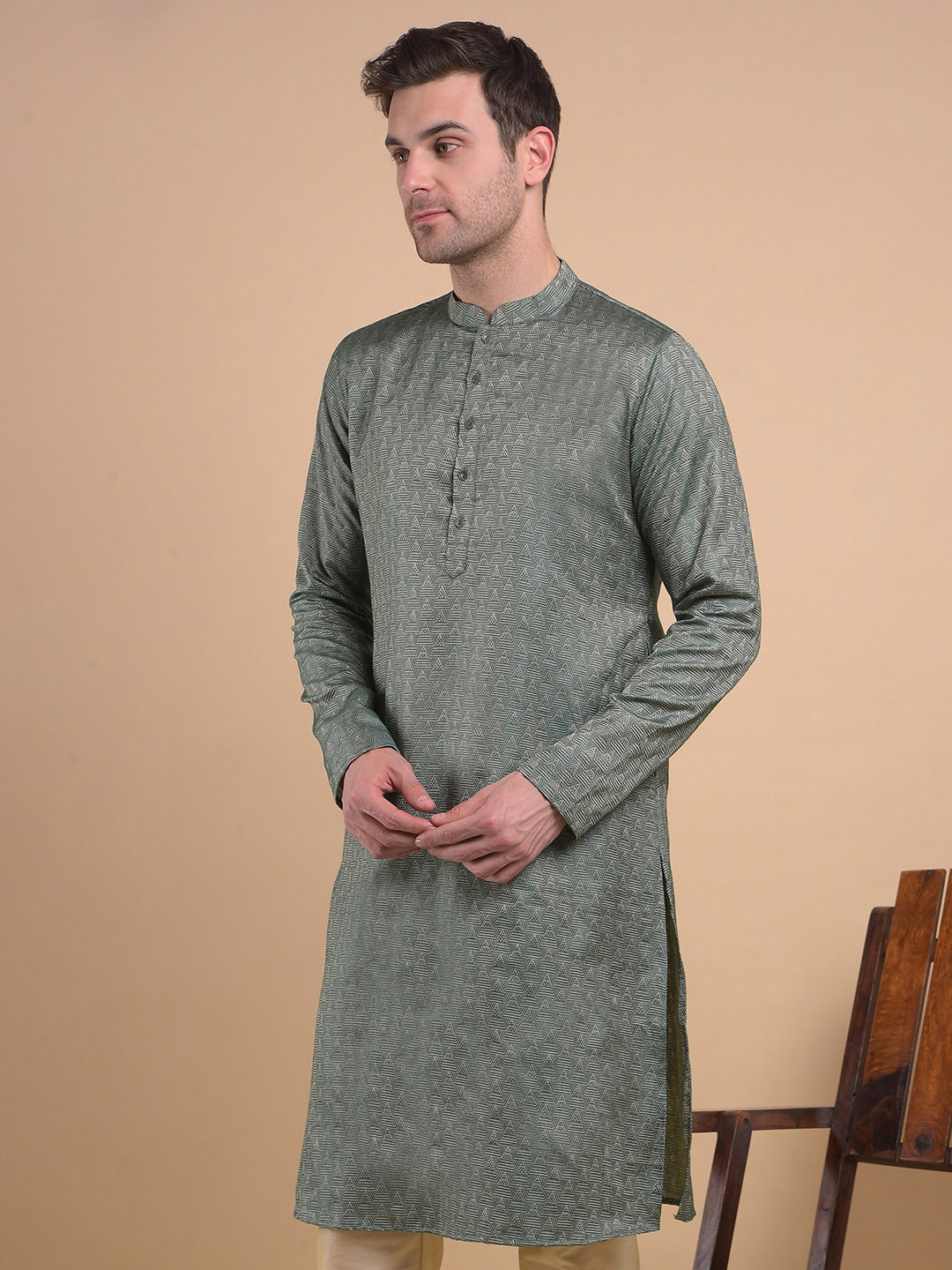 

Anouk Woven Design Mandarin Collar Long Sleeves Kurta with Pyjamas, Grey