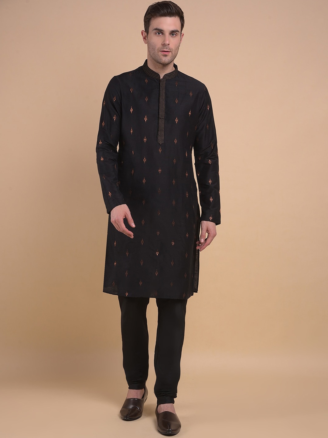 

Anouk Men Regular Kurta with Churidar, Black