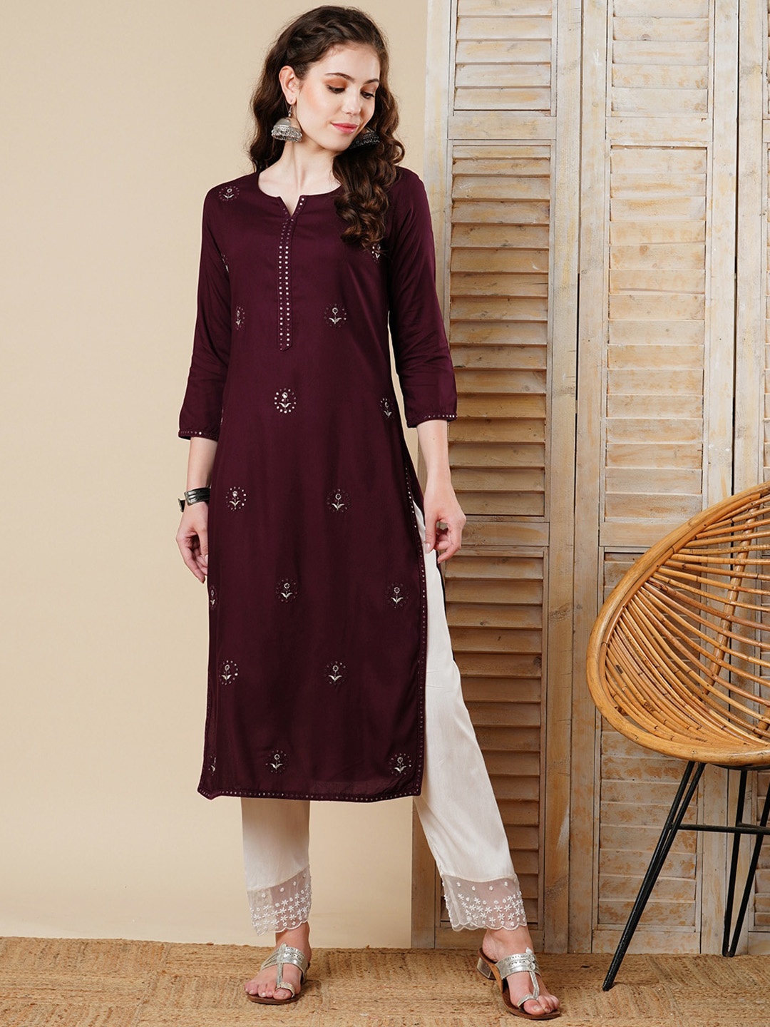

FASHOR Floral Embroidered Straight Kurta, Burgundy
