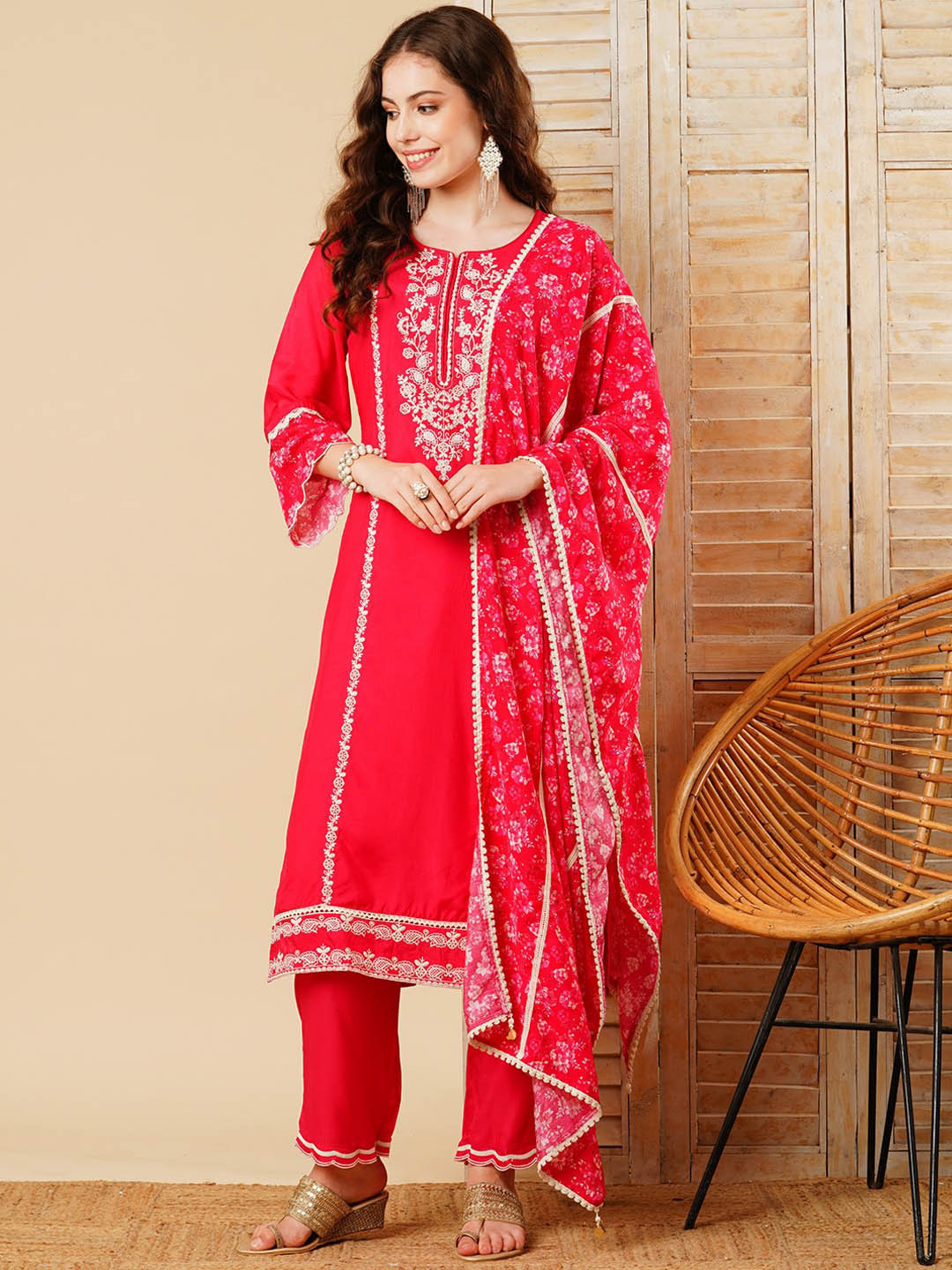 

FASHOR Floral Embroidered Kurta With Trousers & Dupatta, Pink