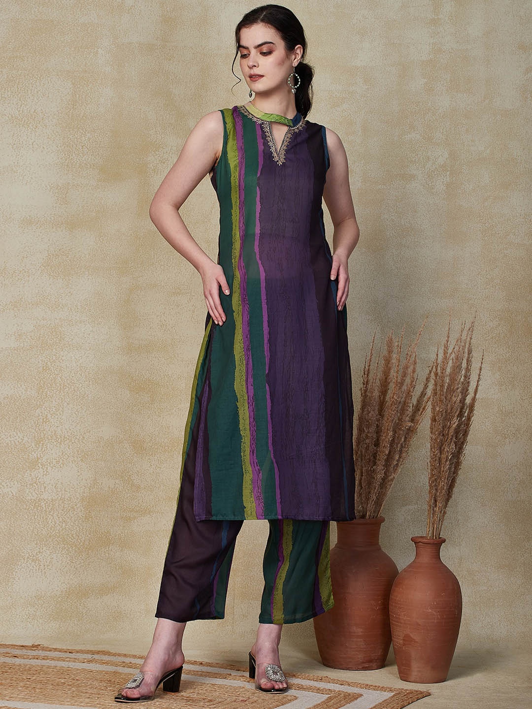 

FASHOR Striped Keyhole Neck Sleeveless Straight Kurta with Palazzos, Purple