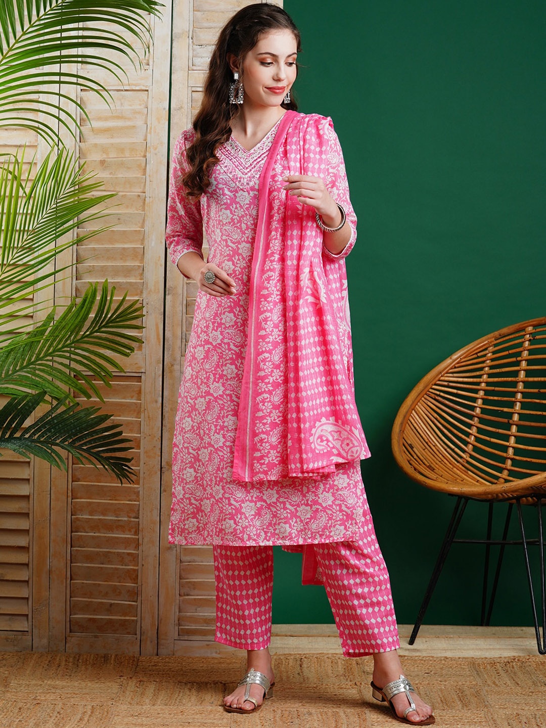 

FASHOR Ethnic Motifs Printed Pure Cotton Kurta With Trousers & Dupatta, Pink