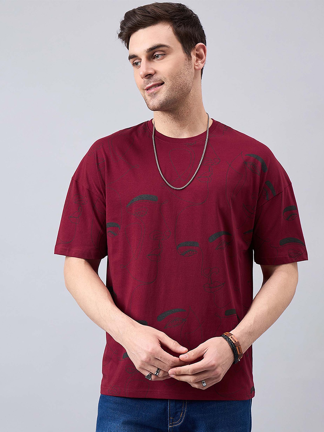 

GESPO Printed Round Neck T-shirt, Maroon