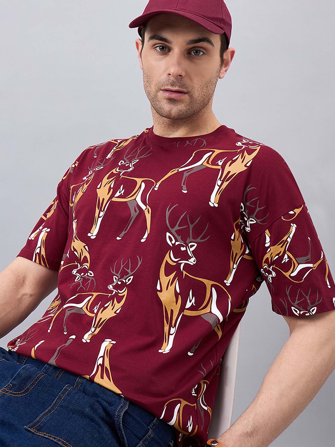 

GESPO Round Neck Drop Shoulder Sleeves Graphic Printed Oversized Cotton T-shirt, Maroon