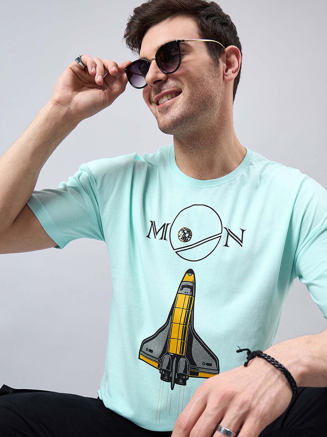 

GESPO Round Neck Drop Shoulder Sleeves Graphic Printed Oversized Cotton T-shirt, Turquoise blue