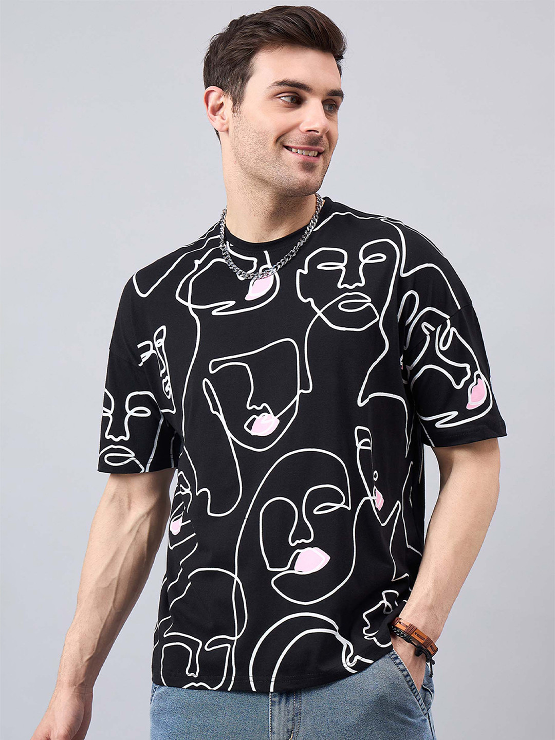 

GESPO Printed Round Neck T-shirt, Black