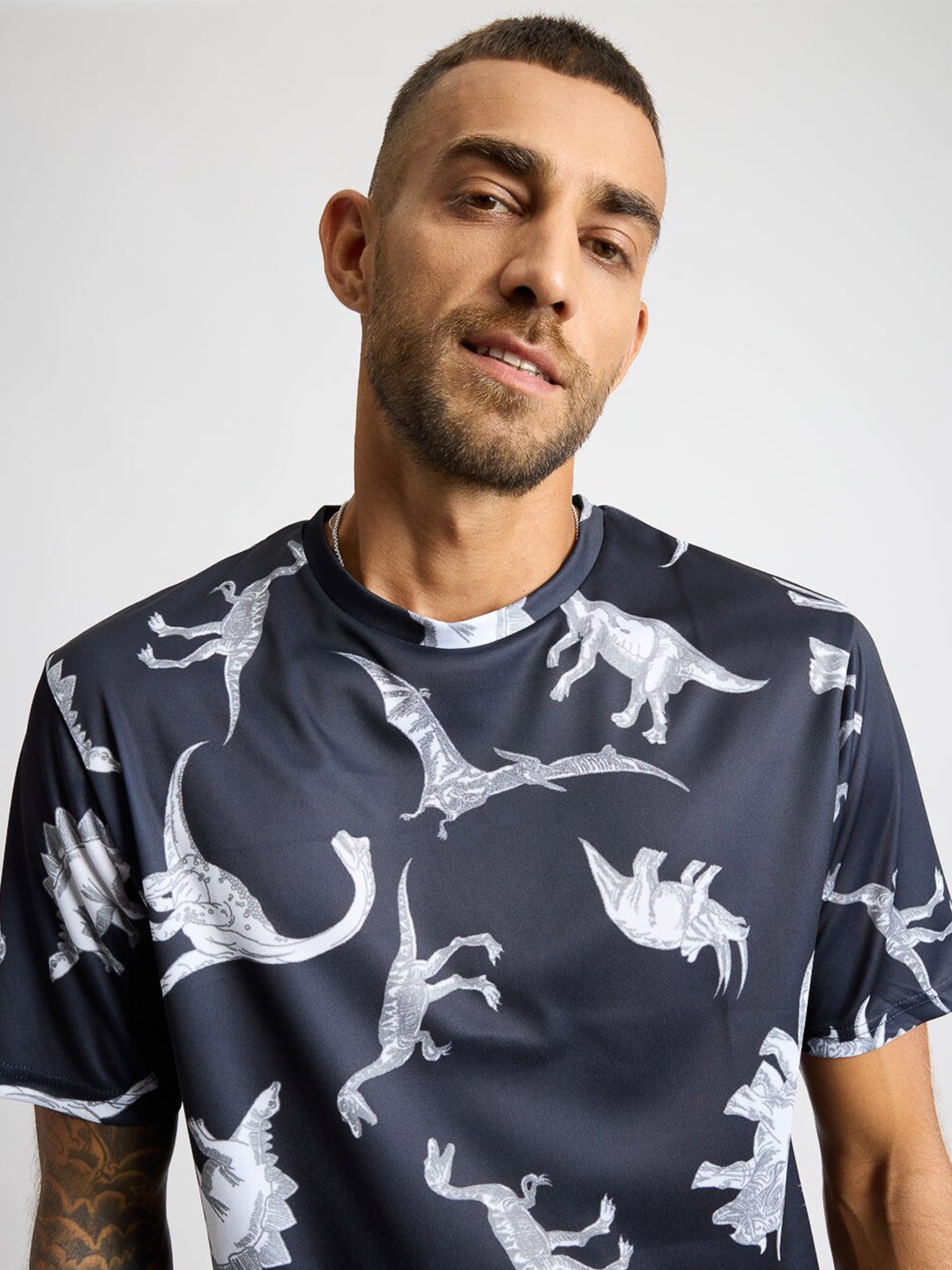 

FREAKINS Graphic Printed Round Neck Short Sleeves T-shirt, Black